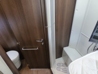 /photos/8844/16c917af-5d07-1945-83e3-37f56e467202_i320x240.jpg