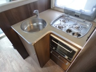 /photos/8844/b4aaa9a8-cc6a-54b3-810f-500f25278329_i320x240.jpg